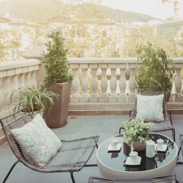 8 Elevated Patio Decor Ideas To Style Any Outdoor Space